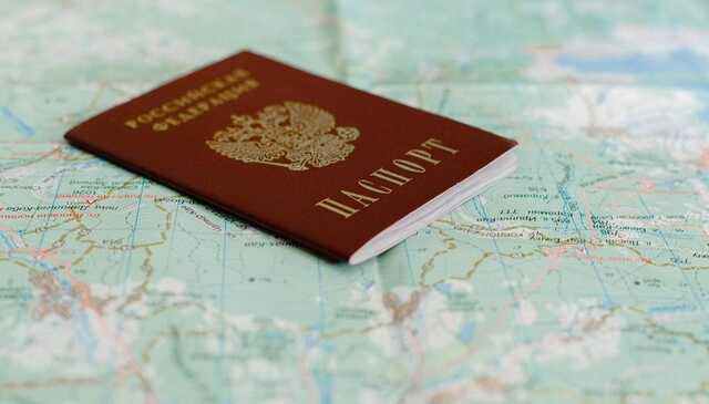 Заборона на 200 років: росіянам заборонили виїжджати з країни до кінця життя, — ЗМІ