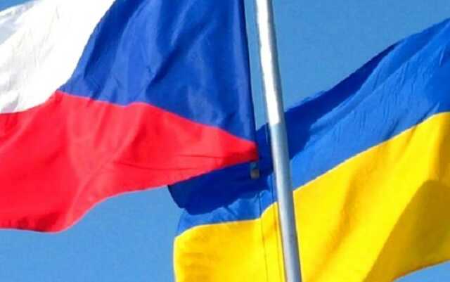 €20 млн та військова техніка: як Чехія збирається допомогти Україні