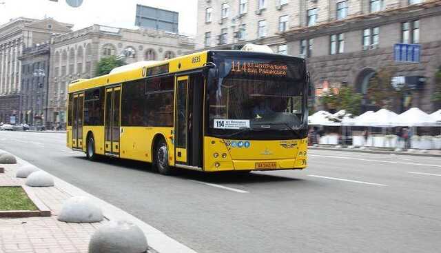 В цілях економії електрики. В Києві тролейбуси замінять автобусами