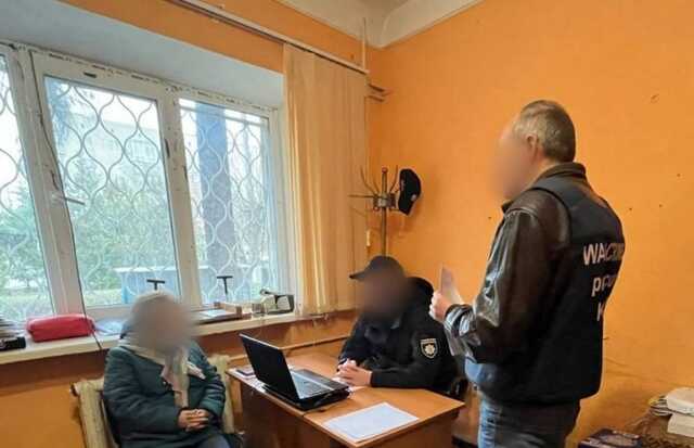 На Харківщині затримали вчительку, яка підтримувала окупантів