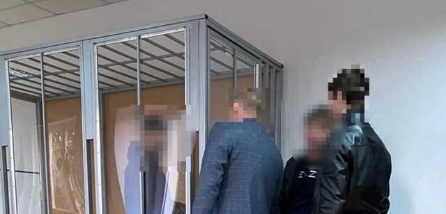 У Кривому Розі голову банди рейдерів доправили до СІЗО