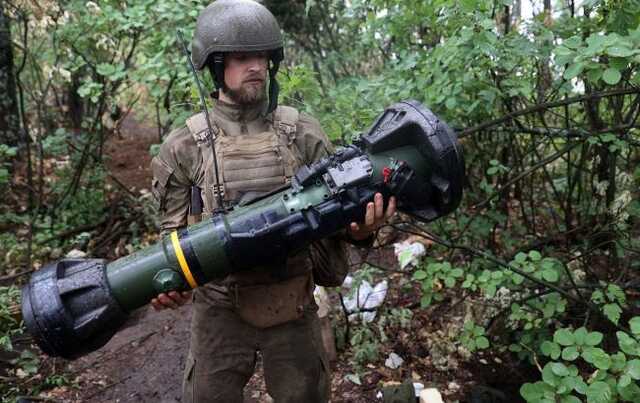 ВСУ подбили вражеский танк, который россияне укрепляли канализационными люками