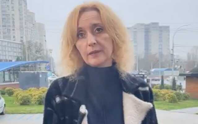 Команда Довженко-Центра не пустила новую главу в помещение