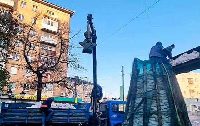 У Харкові демонтували пам’ятник Пушкіну