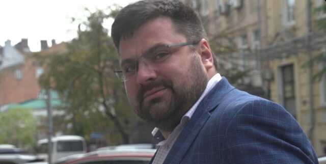 Екс-голову внутрішньої безпеки СБУ Наумова заочно взяли під варту