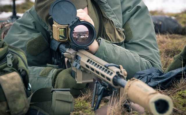 СБУ показала нічне «полювання» снайперів на окупантів