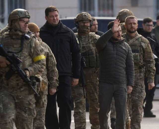 Зеленський відвідав деокупований Херсон: з’явилися фото і відео