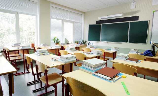 У трьох регіонах України змінять режим роботи шкіл та дитсадків