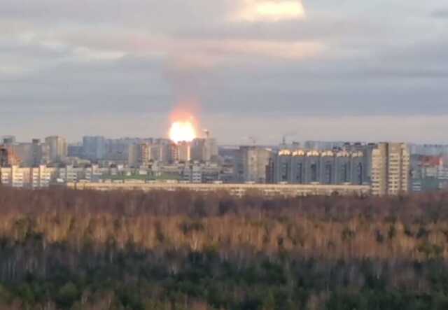 Під Санкт-Петербургом стався потужний вибух на газопроводі, піднявся стовп вогню