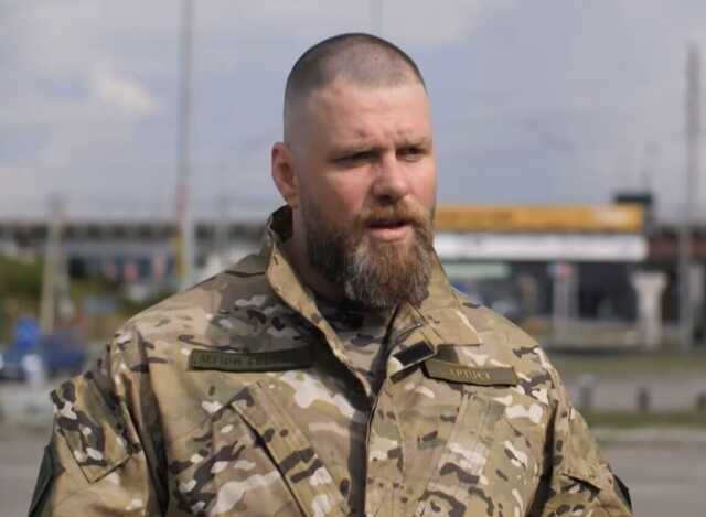 Український актор-військовий Володимир Ращук розповів, як ридав на передовій