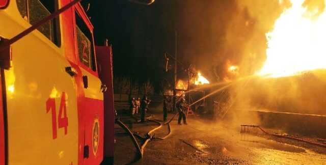 У Макіївці спалахнула нафтобаза окупантів