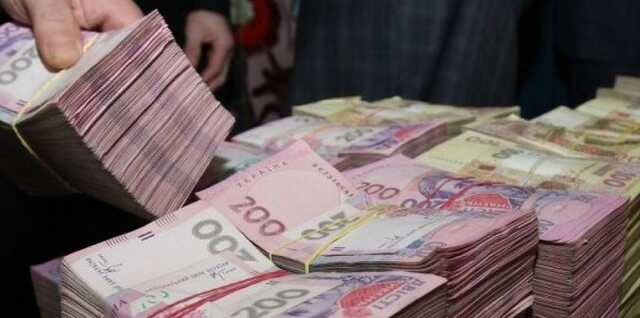 З Німеччини в Україну екстрадували підозрювану в розкраданні коштів Держінформ’юсту