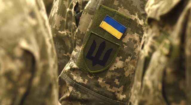 Каждая жизнь важна: воины ВСУ спасли собачонку, которая провалилась в колодец