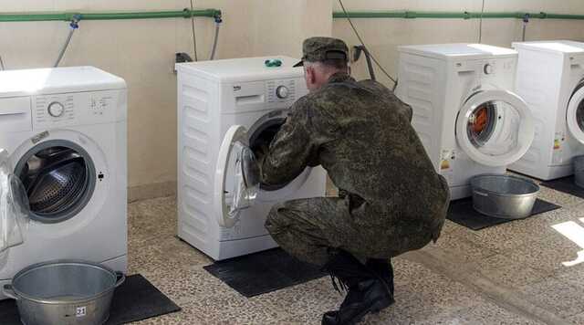 Полковника армії РФ заарештували за хабар пральною машиною