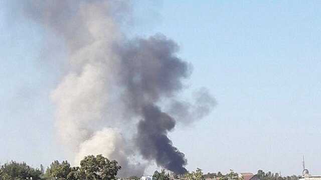 "Трясуться поли". В Євпаторії повідомляють про серію потужних вибухів