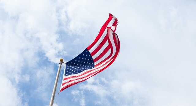 В США ищут способы найти и конфисковать активы российских бизнесменов, - WSJ