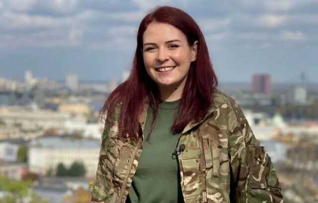 "Безсмертним не страшні іржаві автомати": "Пташка" з "Азовсталі" зворушила віршем, написаним у полоні