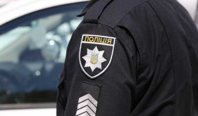 Одесский патрульный помог мужчине убежать через границу