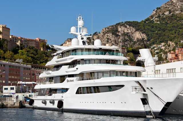 На яхту Медведчука в Хорватії нагрянуло ФБР США з обшуком