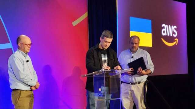 Amazon "профінансує" Україну