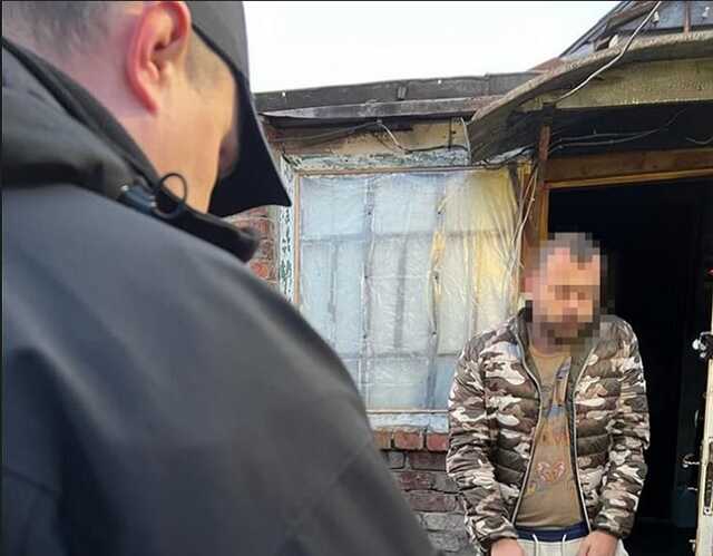 На Харківщині зловмисники у формі правоохоронців займалися розбійними нападами та мародерством