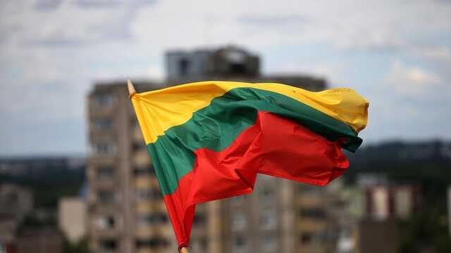 Литва оголосила про передачу Україні снарядів до артилерії