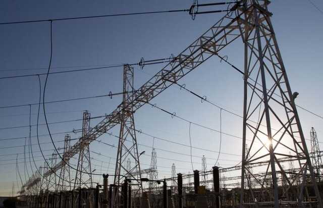 Українців знову попереджають про можливі аварійні відключення світла