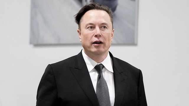 Ілон Маск вигнав юриста Twitter, який зам’яв скандал із ноутбуком сина Байдена