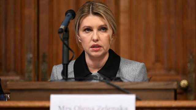 Олена Зеленська зізналася, чи спілкується із родичами з Росії