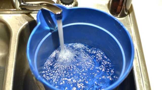 Ризик відключення світла у Києві на 5-7 днів: мешканцям столиці радять запасатися водою