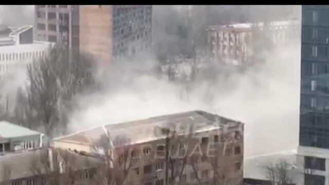 Донеччани показали, як виглядає центр міста після масованого обстрілу