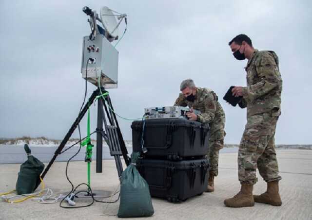 Україна отримала від США випромінювачі для обману російської авіації: як вони працюють