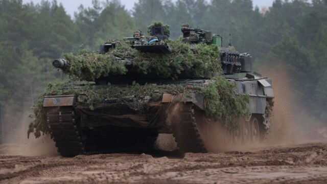     Leopard 2:   