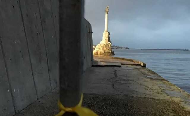 "Крим – Україна назавжди!" Активісти-патріоти нагадали окупантам у Сімферополі і Севастополі, що розплата близько