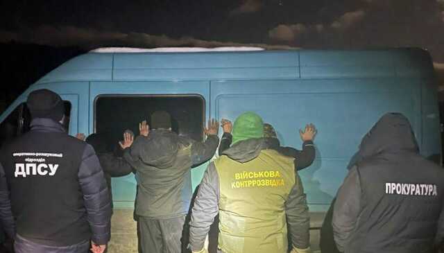 У Чернівцях затримали організатора незаконного каналу