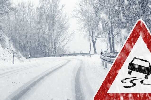 На Львівщині через негоду стався колапс на дорогах: рух вантажівок заблоковано