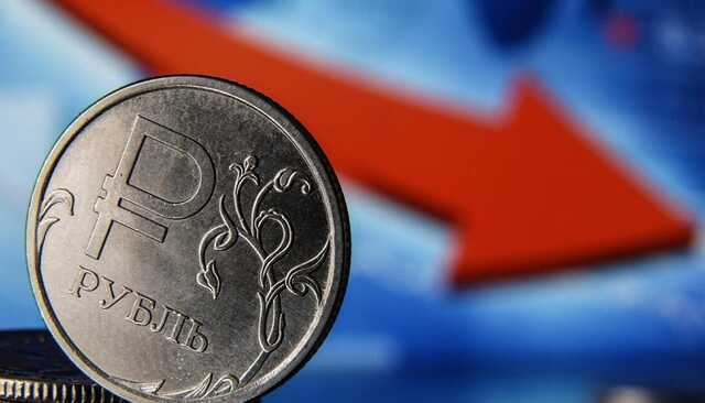 Нафтові санкції суттєво вдарили по російській економіці, - Bloomberg