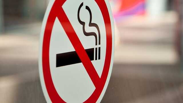 Новая Зеландия приняла первый в мире закон, запрещающий курение для следующего поколения