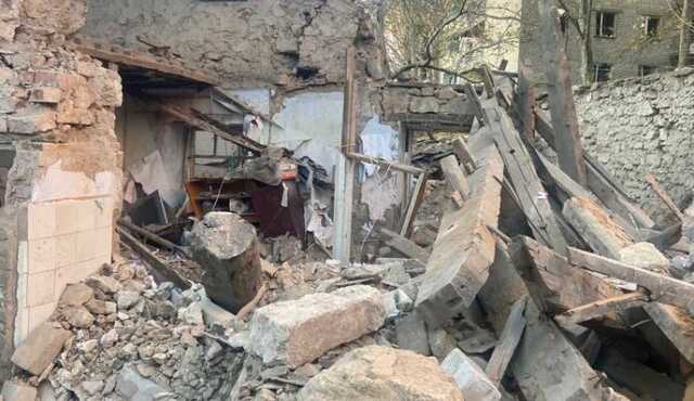 Окупанти вигнали цивільних з їх будинків на лінії фронту Луганської області, - Гайдай