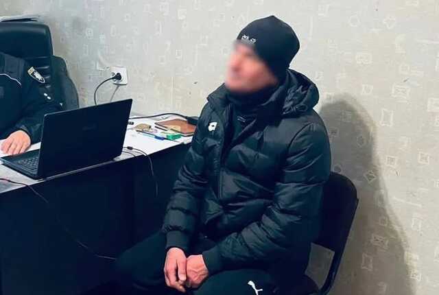 На Харківщині директор школи наказував підлеглим знищити українську символіку