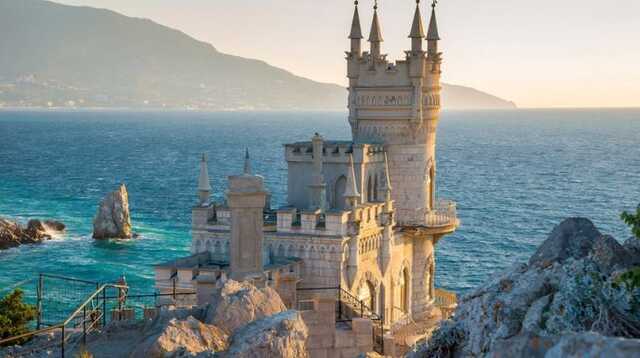 Україна поверне Крим, окопи росіян на півострові їм точно не допоможуть, - Данілов