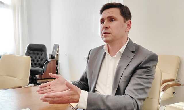 Обговорюють, чи існуватиме Білорусь самостійно, - Подоляк про зустріч Путіна з Лукашенком