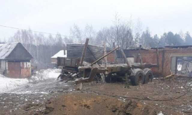 Обстріляли ліцей і знищили автопарк: в ОВА показали наслідки обстрілу Сумської області