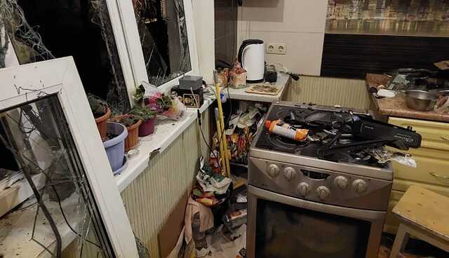 В столичній багатоповерхівці вибухнув газовий балончик, постраждала 17-річна дівчина