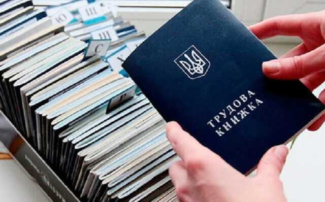 В Україні вже 30% безробітних, найгірше переселенцям, – Гетманцев