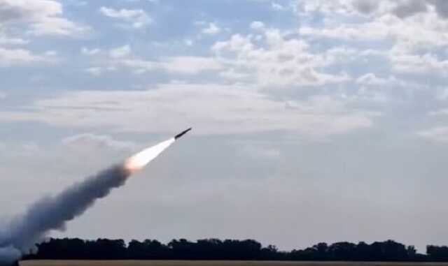 Украинские военные показали, как сбивают российскую ракету