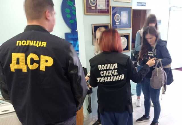 В Черновцах медцентр зарабатывал на незаконных операциях