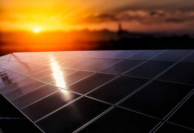 Україна втратила 90% вітрової та 40% сонячної генерації електроенергії, - Галущенко