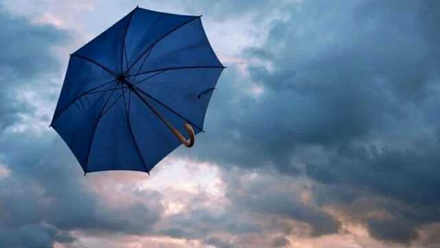 Українців попередили про сильні пориви вітру завтра