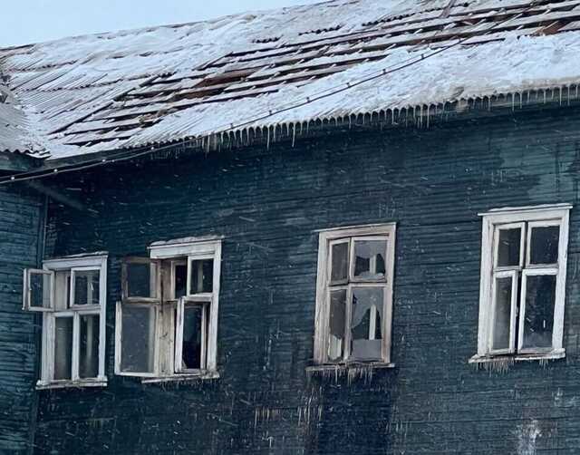 Бросили бутылку с зажигательной смесью: в России устроили "файер-шоу" в военкомате